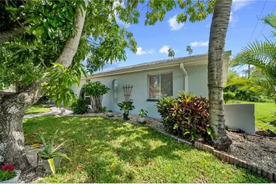 1239 SE 23rd Pl #1, Cape Coral, FL 33990 - Photo 3