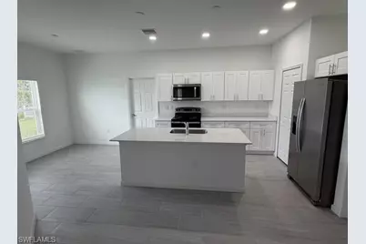 1928 NE 4th Ter, Cape Coral, FL 33909 - Photo 3