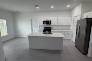 1928 NE 4th Ter, Cape Coral, FL 33909 - Photo 3