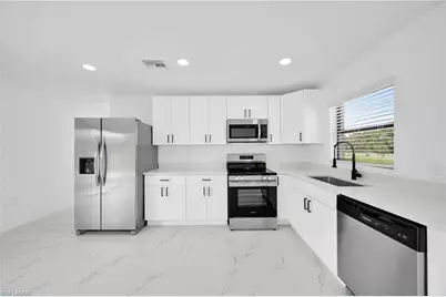 4985 Fairway Ct, Lehigh Acres, FL 33971 - Photo 3