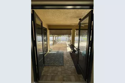 511 SW 7th Pl, Cape Coral, FL 33991 - Photo 7