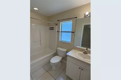 409 Candlewick Cir E, Lehigh Acres, FL 33936 - Photo 5