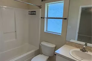 409 Candlewick Cir E, Lehigh Acres, FL 33936 - Photo 5