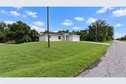 1801 E 8th St, Lehigh Acres, FL 33972 - Photo 27