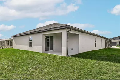 844 Gen D Macarthur Ave, Labelle, FL 33935 - Photo 3
