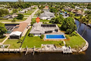 928 SE 43rd St, Cape Coral, FL 33904 - Photo 9