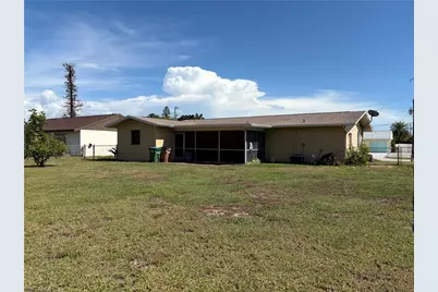 1713 NE 6th Ter, Cape Coral, FL 33909 - Photo 5