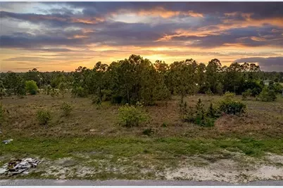 1247 Columbus Blvd, Fort Myers, FL 33913 - Photo 1