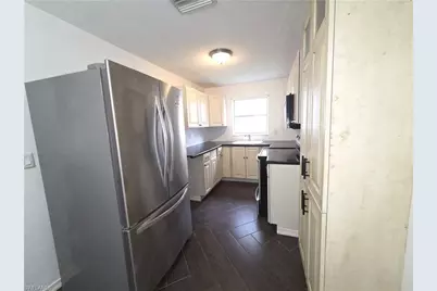 1213 SW 48th Ter #B, Cape Coral, FL 33914 - Photo 11