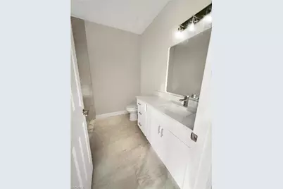 3027 2nd St, Fort Myers, FL 33916 - Photo 13