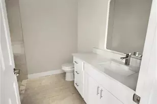 3027 2nd St, Fort Myers, FL 33916 - Photo 13