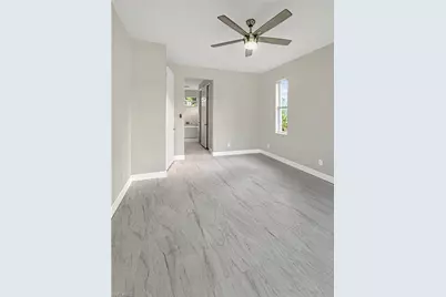 3027 2nd St, Fort Myers, FL 33916 - Photo 9