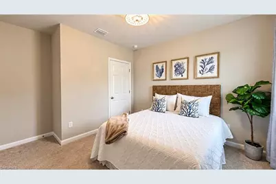 20076 Fiddlewood Ave, North Fort Myers, FL 33917 - Photo 17