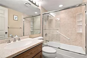 5585 Trailwinds Dr, Fort Myers, FL 33907 - Photo 17