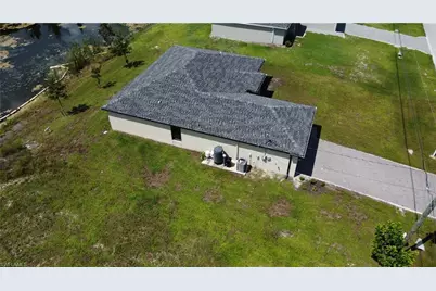 1730 NW 6th Pl, Cape Coral, FL 33993 - Photo 31