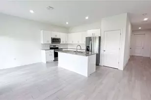2007 Inglewood Cir, Labelle, FL 33935 - Photo 5