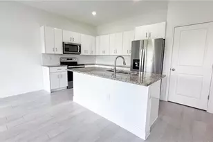 2007 Inglewood Cir, Labelle, FL 33935 - Photo 3