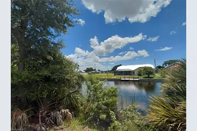 134 SW 31st Ter, Cape Coral, FL 33914 - Photo 3