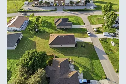 226 NE 9th Ave, Cape Coral, FL 33909 - Photo 5
