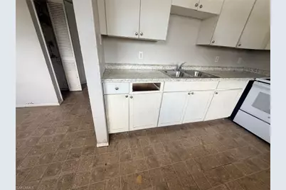2670 Broadway #5, Fort Myers, FL 33901 - Photo 3