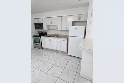 5508 8th Ave, Fort Myers, FL 33907 - Photo 3