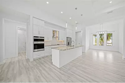1124 SW 4th Ln, Cape Coral, FL 33991 - Photo 13