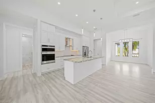 1124 SW 4th Ln, Cape Coral, FL 33991 - Photo 13
