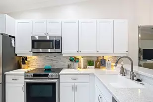 10508 Washingtonia Palm Way, Fort Myers, FL 33966 - Photo 5