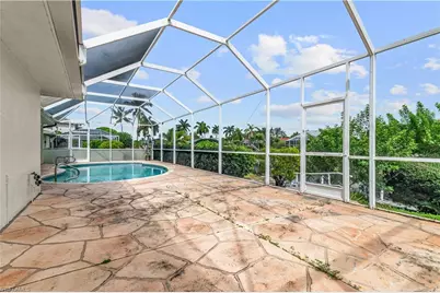 403 SE 33rd Ter, Cape Coral, FL 33904 - Photo 25