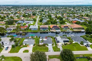 403 SE 33rd Terrace, Cape Coral, FL 33904 - Photo 33