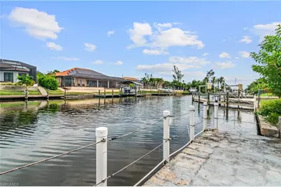 403 SE 33rd Ter, Cape Coral, FL 33904 - Photo 27