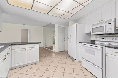 403 SE 33rd Ter, Cape Coral, FL 33904 - Photo 9