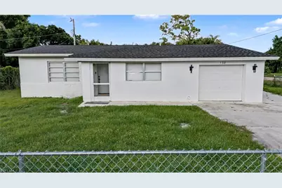 138 Brooks Rd, North Fort Myers, FL 33917 - Photo 1