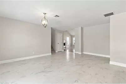 1014 SW 15th Ave, Cape Coral, FL 33991 - Photo 5