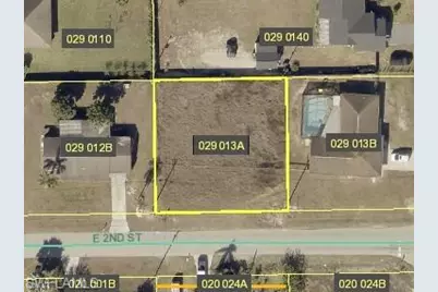2705 E 2nd St, Lehigh Acres, FL 33936 - Photo 1
