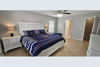 1923 SW 26th St, Cape Coral, FL 33914 - Photo 23