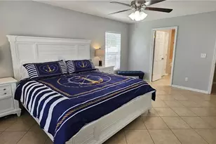 1923 SW 26th St, Cape Coral, FL 33914 - Photo 23