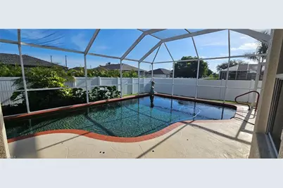 1923 SW 26th St, Cape Coral, FL 33914 - Photo 3