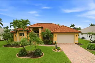 2400 SW 39th Terrace, Cape Coral, FL 33914 - Photo 1