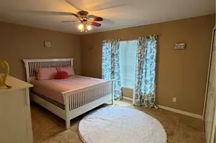 2126 SE 5th Ct, Cape Coral, FL 33990 - Photo 9