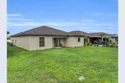 169 Shadow Lakes Dr, Lehigh Acres, FL 33974 - Photo 9