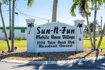 5558 Palm Beach Blvd #14, Fort Myers, FL 33905 - Photo 25