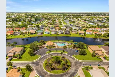 2229 Cape Heather Cir, Cape Coral, FL 33991 - Photo 15