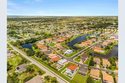2229 Cape Heather Cir, Cape Coral, FL 33991 - Photo 25