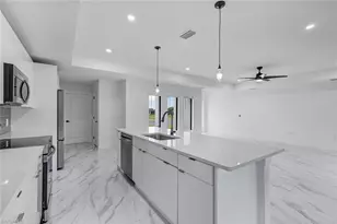 523 Wilmington Pkwy, Cape Coral, FL 33993 - Photo 9