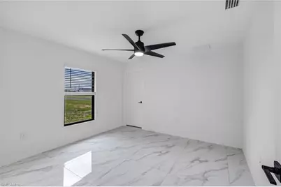 523 Wilmington Pkwy, Cape Coral, FL 33993 - Photo 17