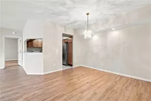 100 Siena Way, Naples, FL 34119 - Photo 7