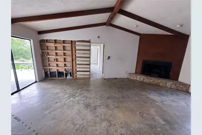 2215 Treehaven Cir N, Fort Myers, FL 33907 - Photo 9