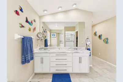 12767 Hunters Ridge Dr, Bonita Springs, FL 34135 - Photo 11