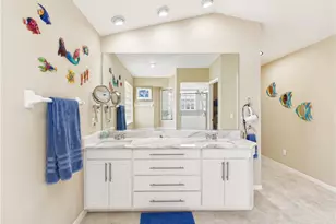12767 Hunters Ridge Dr, Bonita Springs, FL 34135 - Photo 11